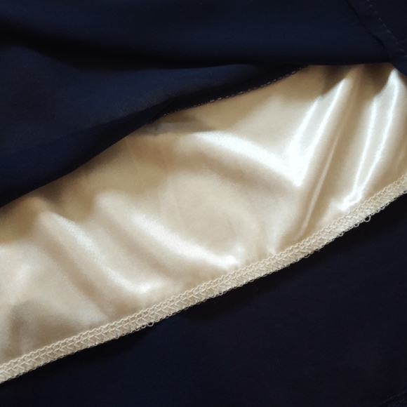 Katie Colour Block Dress - Picture 3 of 4